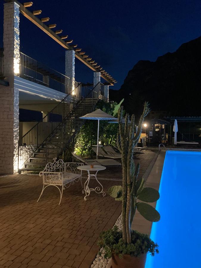 Residence Segattini Рива дел Гарда Екстериор снимка